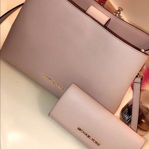 Mi purse with wallet